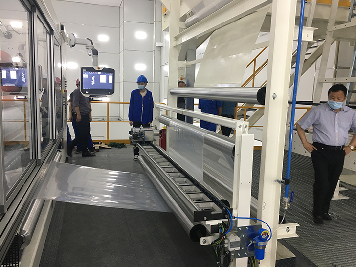 ����5����WH��ĤͶ���Գ�